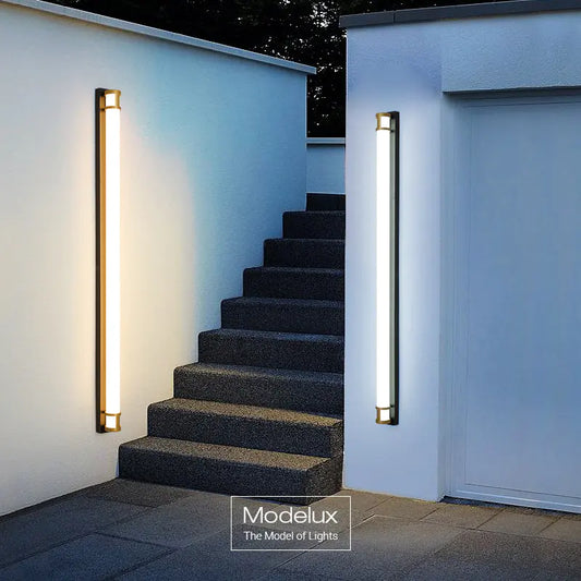 LumeGold™ Corner Lamp
