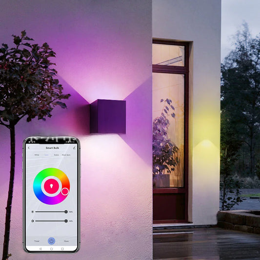 SmartGlow™ LED Wall Light